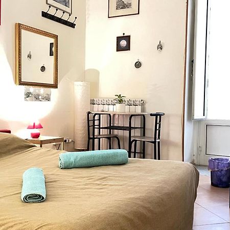 Ai Baretti B&B Неаполь Экстерьер фото