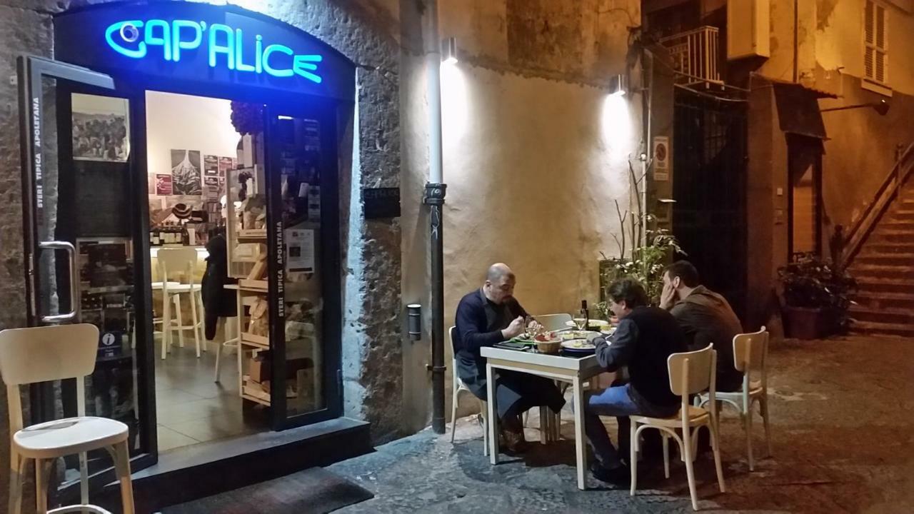 Ai Baretti B&B Неаполь Экстерьер фото